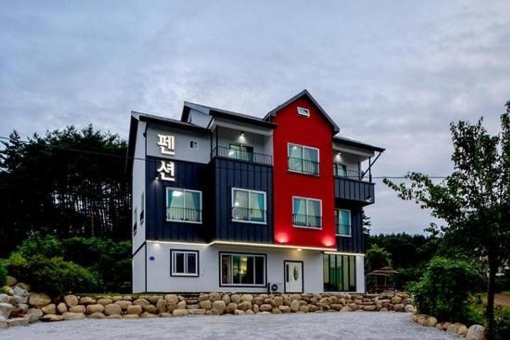 Gangneung Luluberry Pension エクステリア 写真